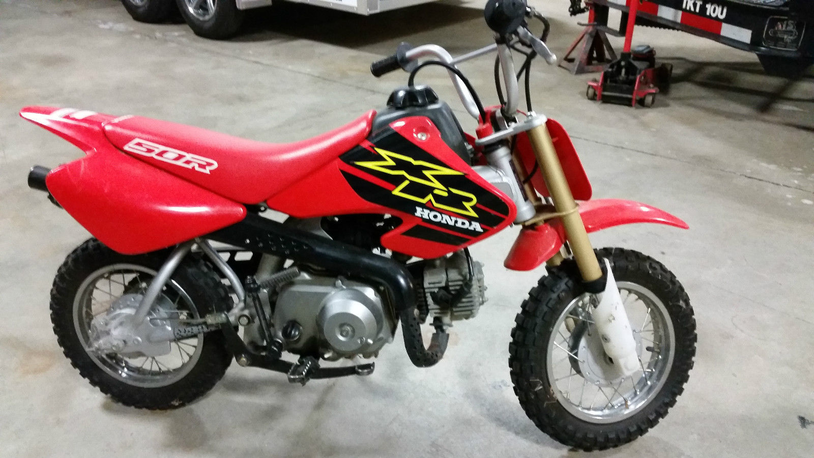 2000 Honda XR50R Dirt Bike