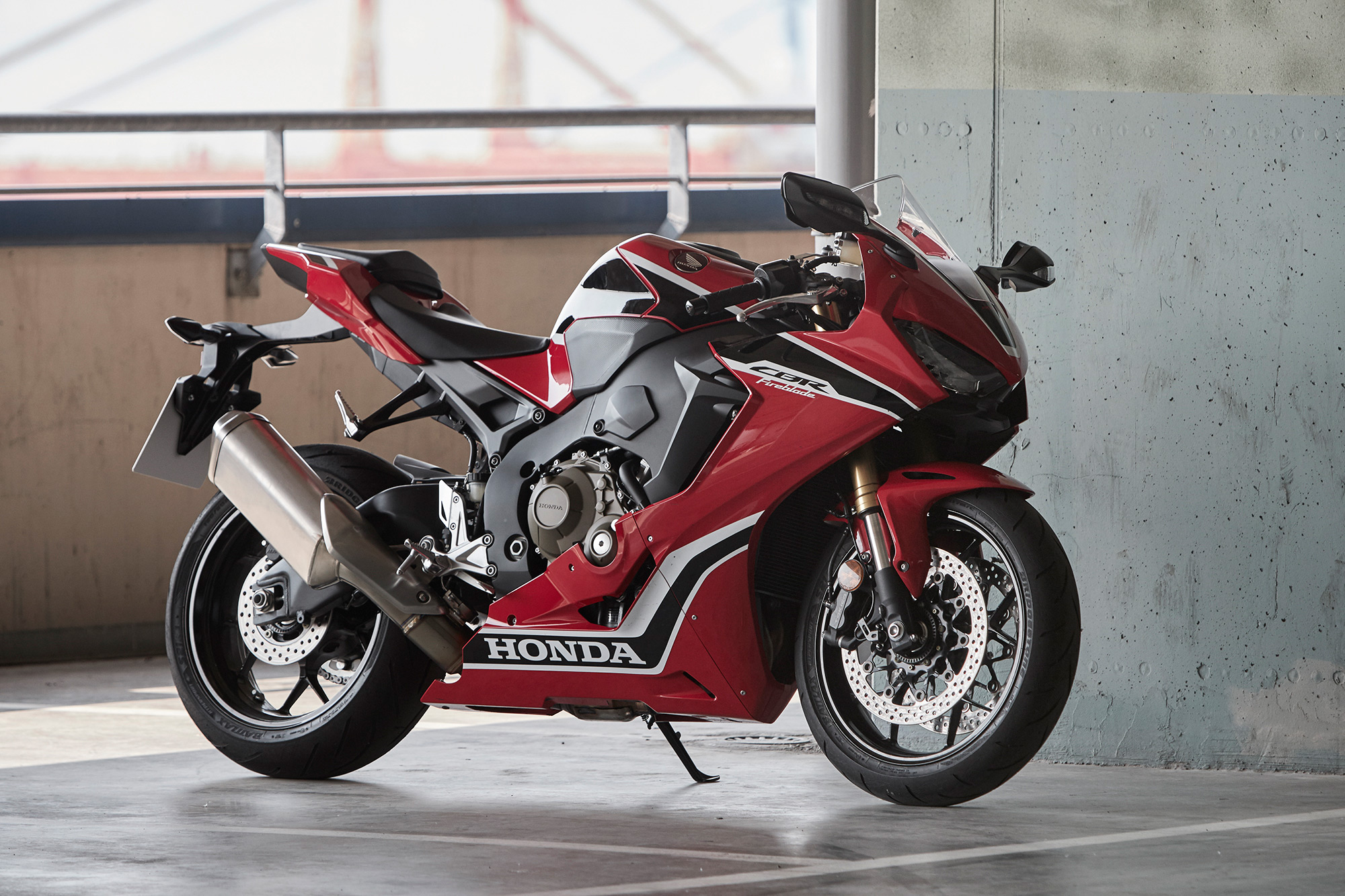 First ride: Honda CBR1000RR Fireblade/SP... | Visordown