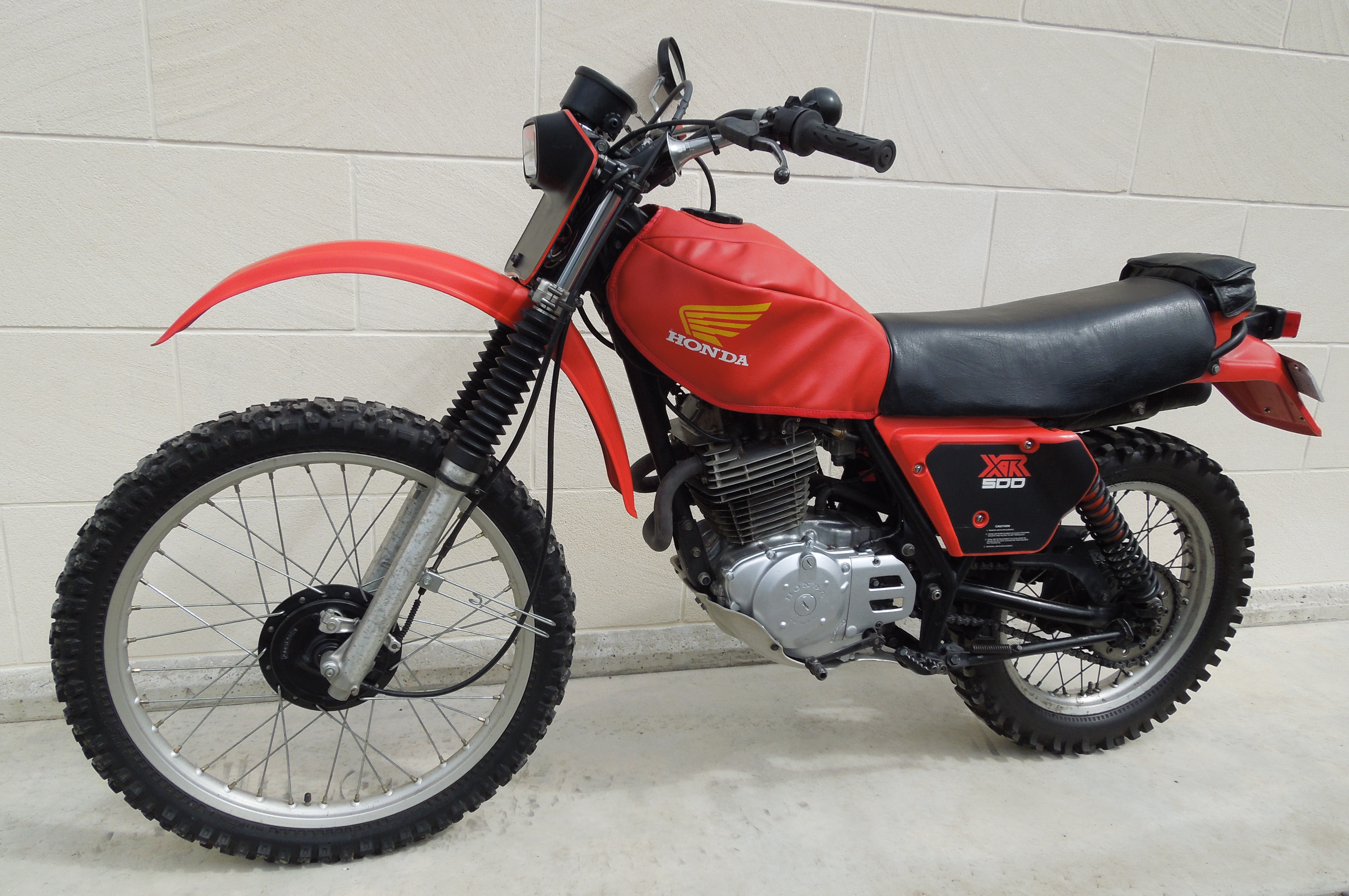 Honda Honda XR250R - Moto.ZombDrive.COM