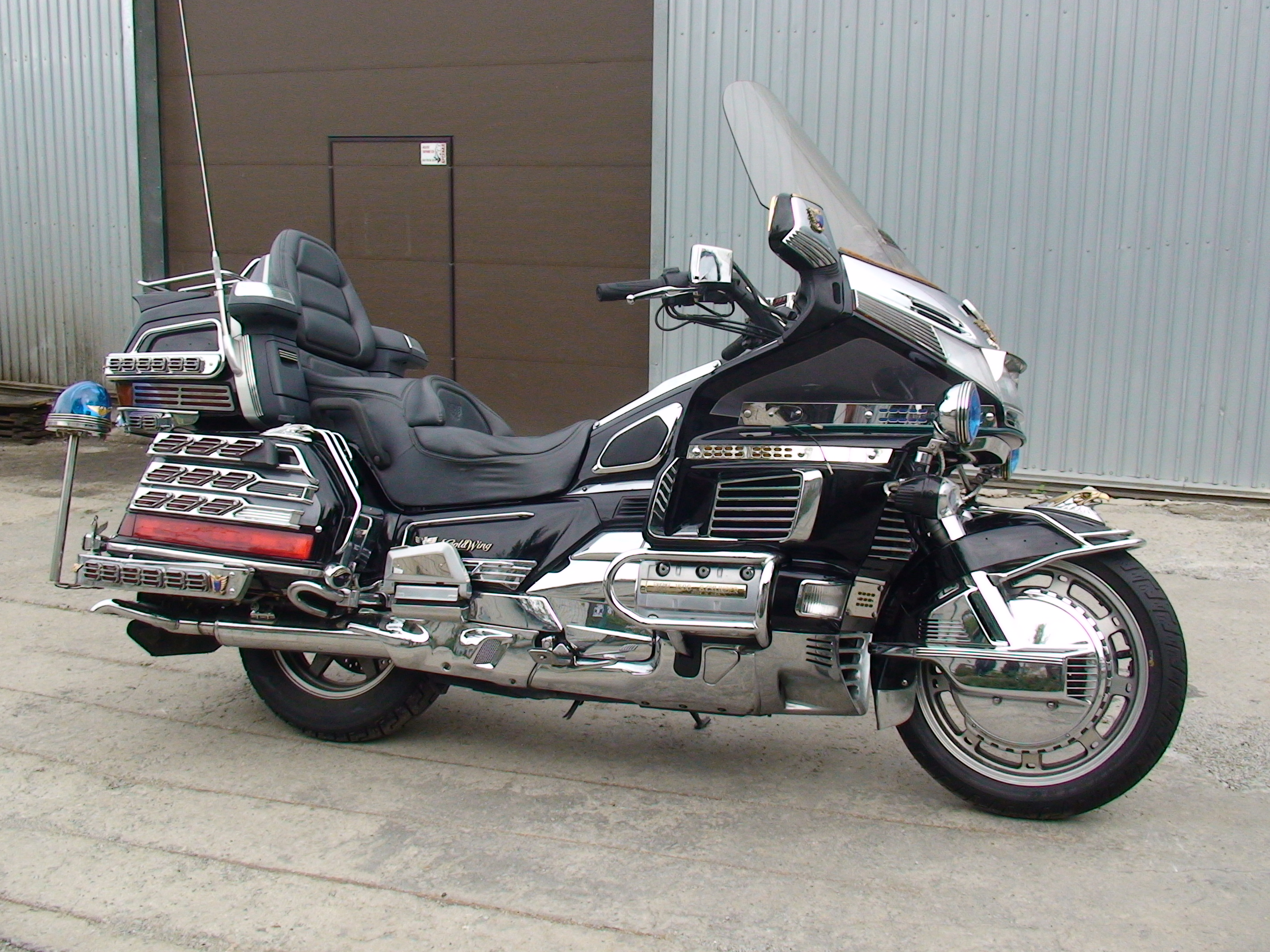 Продажа HONDA GOLD WING GL1500 (ХОНДА МОТОЦИКЛ) по низким ценам в