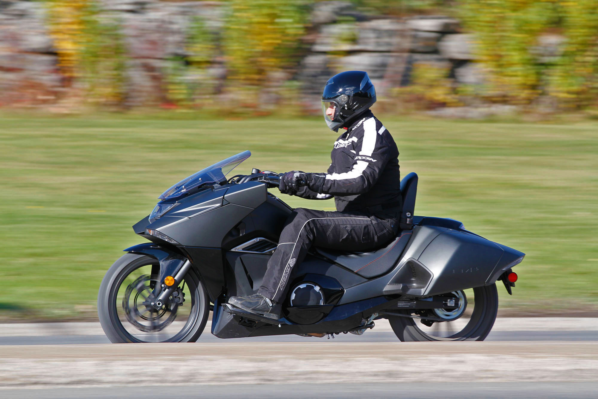 The good, the bad and the ugly of Honda’s NM4 | Canada Moto Guide